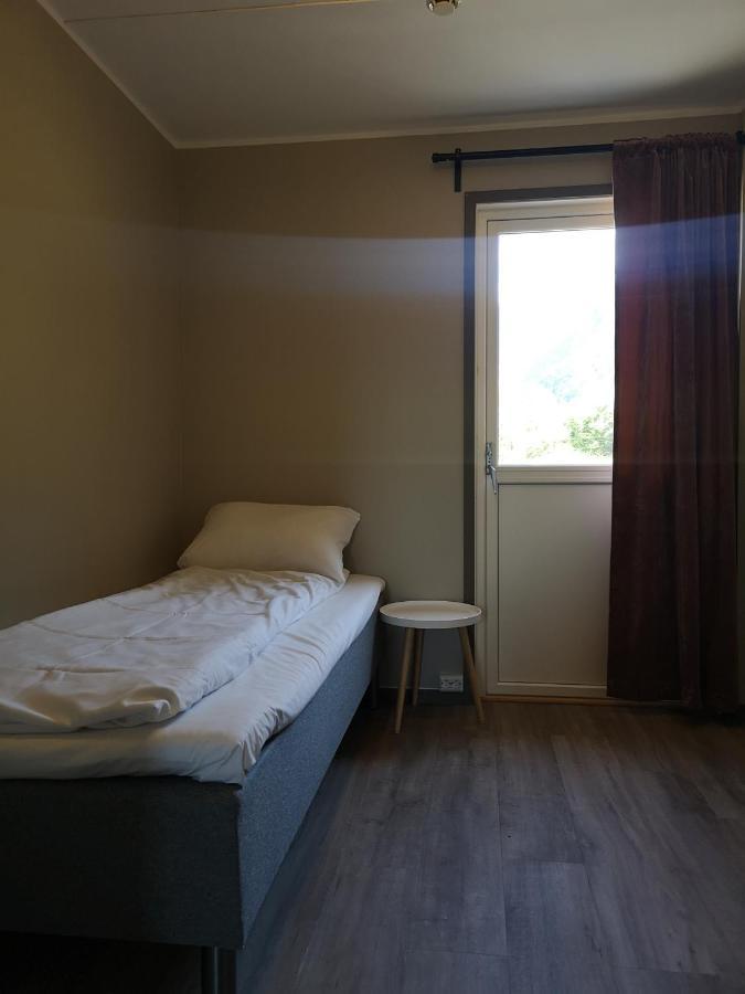 Kinsarvik Hostel Extérieur photo