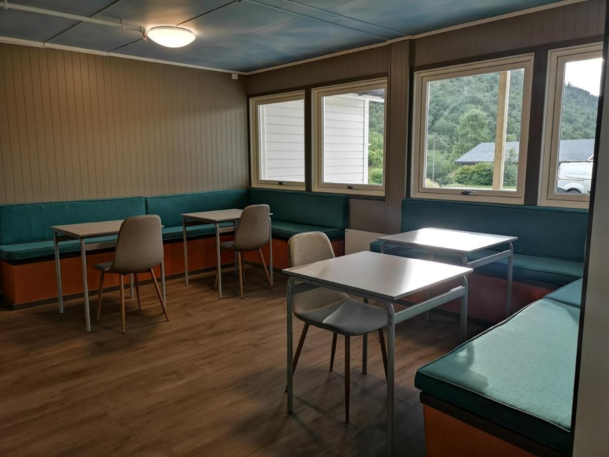Kinsarvik Hostel Extérieur photo